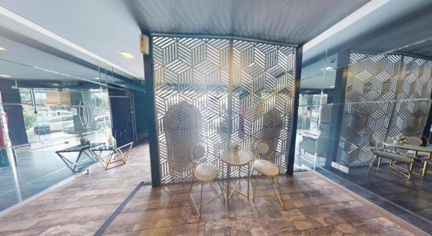 Artz Hotel Johor Bahru Kültér fotó